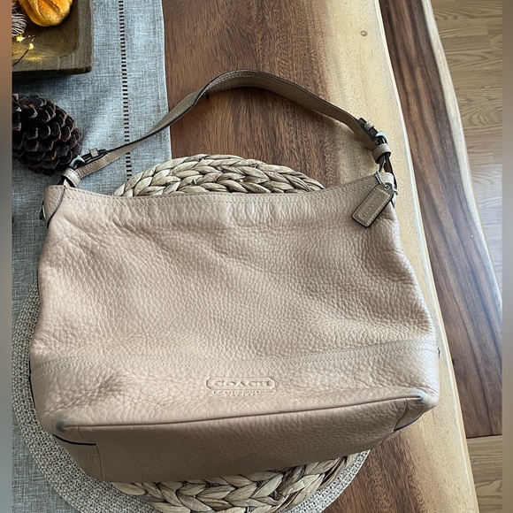 Vintage Coach purse - Picture 3 of 4